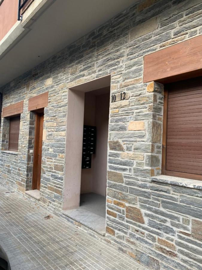 Piso Victoria Apartman Guardiola de Berga Kültér fotó